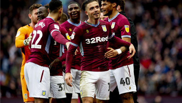 雄鹿队盯上安东尼·戴维斯？交易传闻引发联盟关注