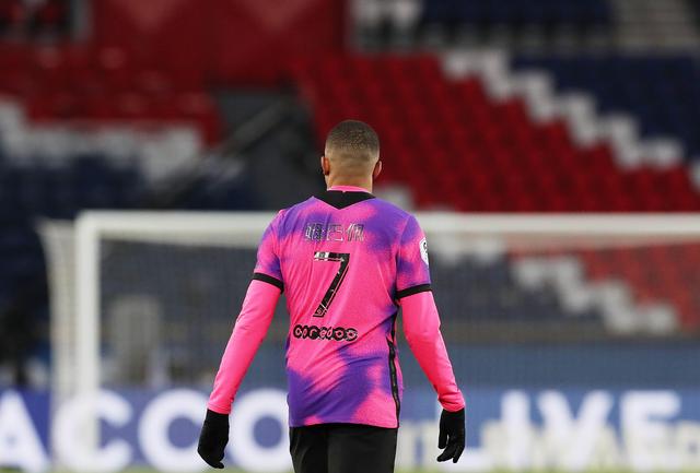 星空之下的等待 马丁内利仍在寻找联赛手感